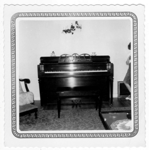 1952-Our new piano